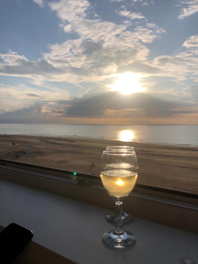 Luxe App - Zeedijk Mariakerke - Prachtig Zeezicht Apartamento Ostend Exterior foto