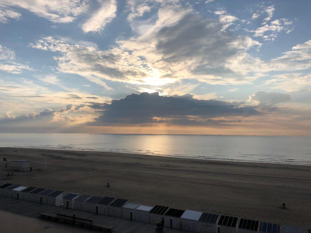 Luxe App - Zeedijk Mariakerke - Prachtig Zeezicht Apartamento Ostend Exterior foto